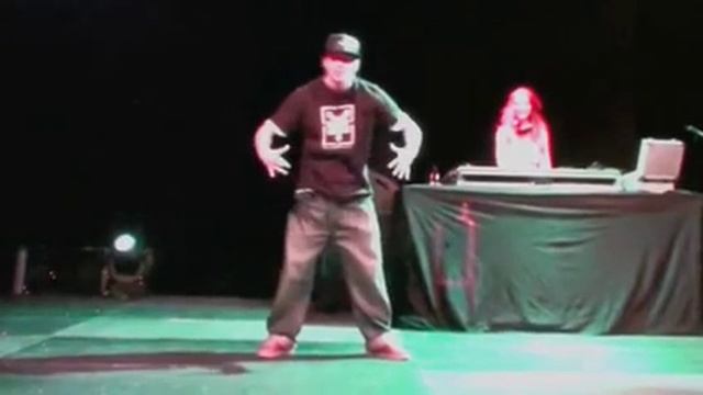 Dance with Akira, Popping and Locking смотреть онлайн