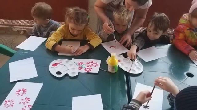 Позитивия 09 11 2019 Поделка рисуем цветы кистью воспитатель Инна Михайлова