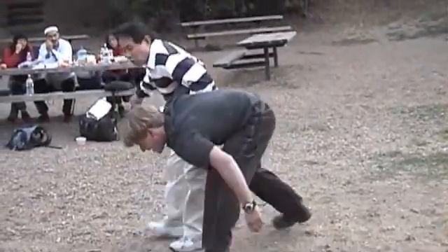 Wrist lock demonstration with Sensei Hiraoka cosmopowerm@yahoo.com смотреть онлайн
