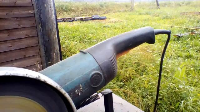 Отрезной станок из болгарки #Makita #9069 своими руками #самоделка смотреть онлайн