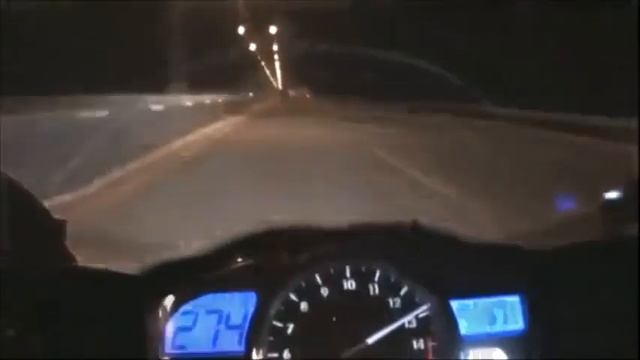 Мопед ALPHA против YAMAHA R1 смотреть онлайн