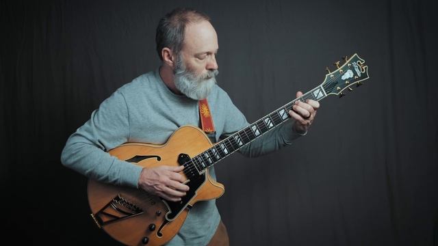 The Beauty of Ambient Baritone Guitar смотреть онлайн