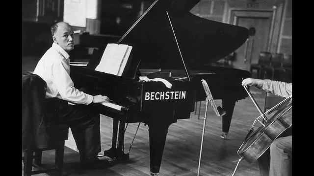 Beethoven Piano Sonata No. 17 "Tempest" - Richter (Live, 1981) смотреть онлайн