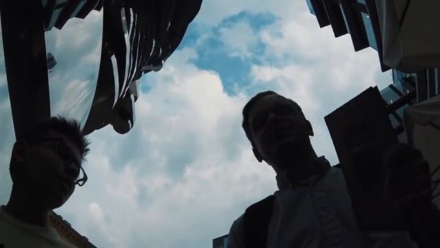 Мои бывшие, Кафка и Я в Праге на теплом камне смотреть онлайн