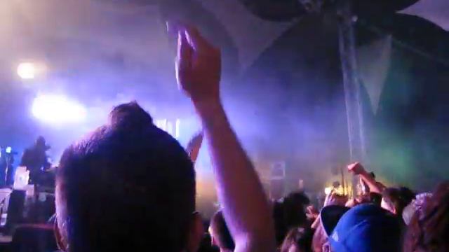 Crystal Castles -  Live At Glastonbury Music Festival 2010 #glasto