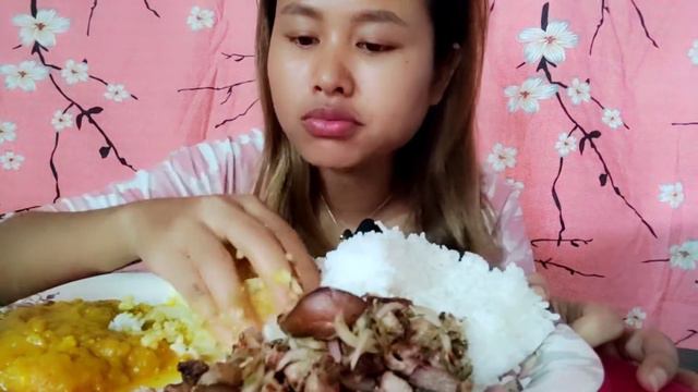 PORK ROASTED SALAD🥗🐖🥩|| YUMMY 😋SPICY🥵 ORGANIC GREEN CHILI ||COOKING 👨🍳 AND EATING||MISS KK FIRE MI смотреть онлайн