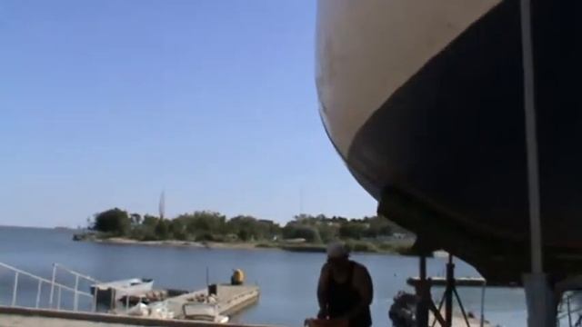 Таганрог Яхт клуб 5 й Причал Завершение работ по яхте Луч Спуск на воду смотреть онлайн