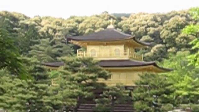The Gold Kinkakuji Temple in Kyoto смотреть онлайн