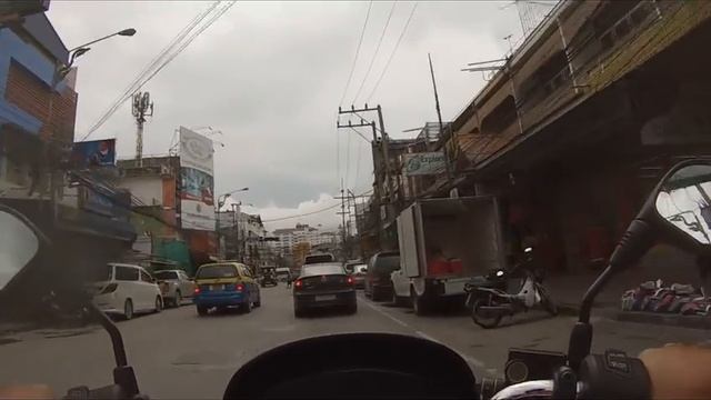 На байке по Паттайе смотреть онлайн