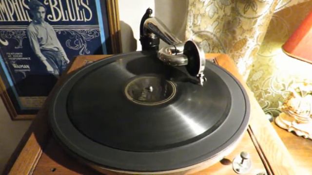 «Corinna Blues» - Blind Lemon Jefferson смотреть онлайн
