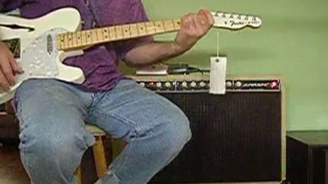 Fender Ltd Ed Thinline Tele Demo смотреть онлайн