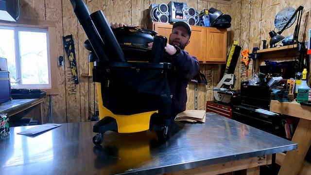 DEWALT Shop Vacuum - SUPER QUIET!! смотреть онлайн