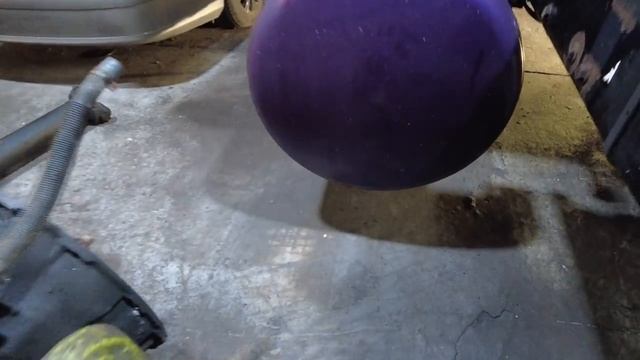 Снимаю коробку переключения передач на Peterbilt 389