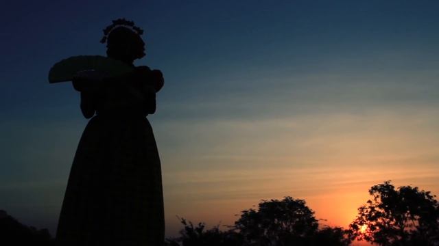 Tari Kreasi Nusantara - Tari Mappadendang Bugis Makassar смотреть онлайн