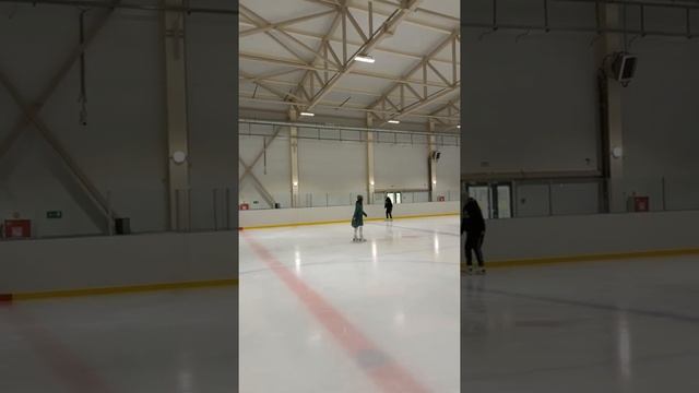 Раскатка. Тренировка любителей фигурного катания. смотреть онлайн