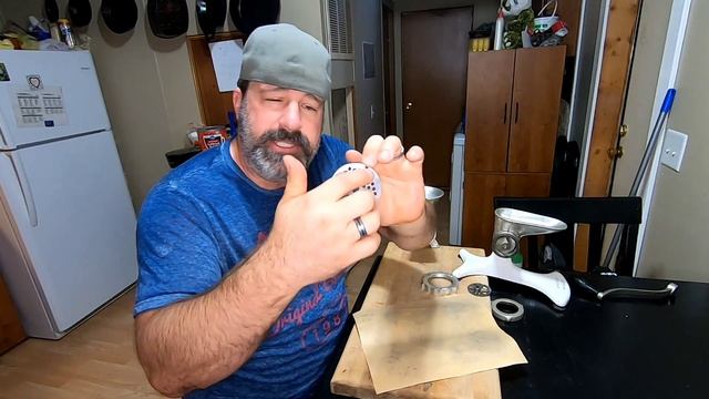 Sharpening Meat Grinder Easy Way смотреть онлайн