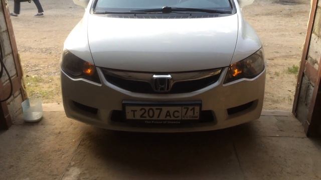 Оранжевые габариты Honda Civic 4d смотреть онлайн