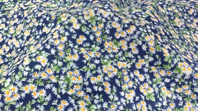 Перкаль "Ромашка луговая" цв.темно-синий, ш.1.5м, хлопок-100%, 105гр/м.кв АРТ 18363 смотреть онлайн