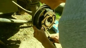 Замена задних тормозных колодок Сузуки гранд витара (установка)