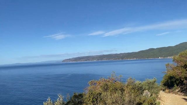 Размышления паломника по дороге из монастыря Ксенофонт в Дохиар