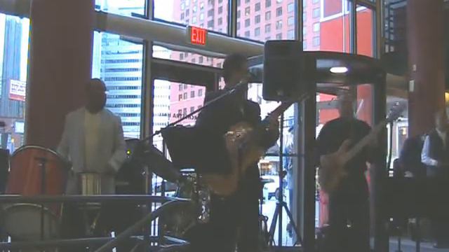 Alex Puglia and Brazil com S - Mais que Nada - Orchestra Hall.mov смотреть онлайн