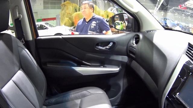 Nissan Navara,, Turbo, 2015, 2016, 2017 смотреть онлайн