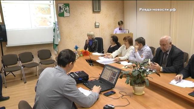 Будущие предприниматели Ревды защитили свои первые бизнес-проекты смотреть онлайн