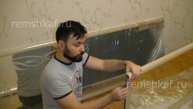 Почему выскакивает дверь купе из нижнего трека смотреть онлайн