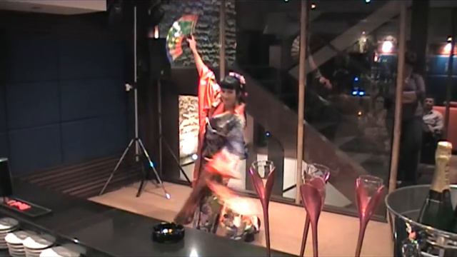 RIN/Japanese dance improvisation / Basara style/ Private party in Japanese restaurant смотреть онлайн