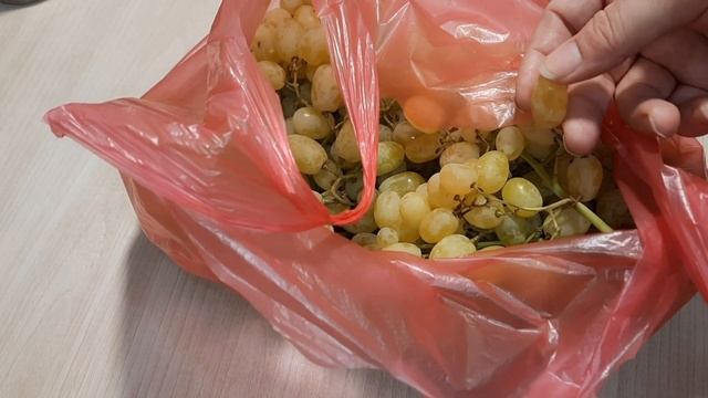 МОЙ УЖАСНЫЙ РЕМОНТ ДЕЛАЕМ 10 лет? ПОМОГАТЕЛЬ ?ИЗВЕЛИ ВЕСЬ КЛЕЙ НАЧАЛИ КЛЕИТЬ ОБОИ ?⚒? СУББОТНИЙ УЖИ смотреть онлайн