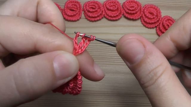 Ленточное кружево РОЗОЧКИ урок вязания крючком Crochet lace tape смотреть онлайн