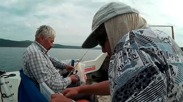 За щукой. Иркутское водохранилище день второй 07.08.2016. Улов с 9 до 16 часов. Часть 8..mp4 смотреть онлайн