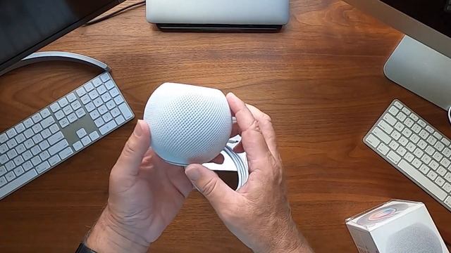 Best Small Smart Speaker? - HomePod mini Unboxing смотреть онлайн