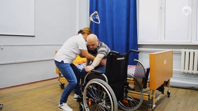 Уход за больным: пересаживание пациента