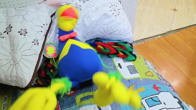 Игорь и папа делают важные дела!