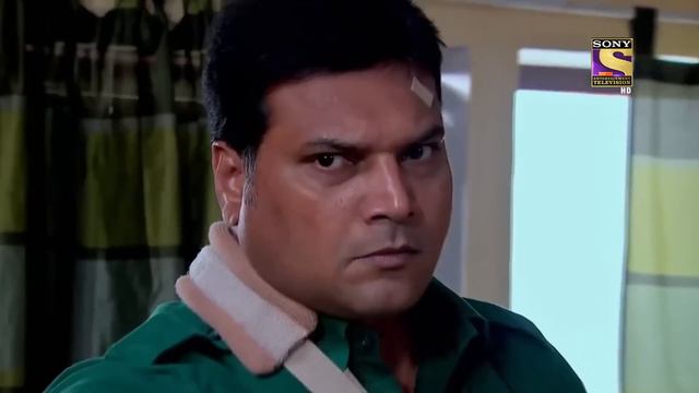 Viral Videos | सीआईडी | CID | Building में छिपे Terrorists को पकड़ने की CID Team की Trick смотреть онлайн