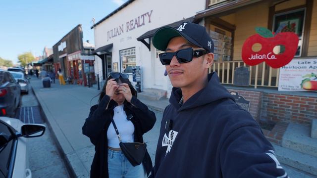 Hollyland Lark MAX VS M1 | Wireless Mic Test + GIVEAWAY смотреть онлайн