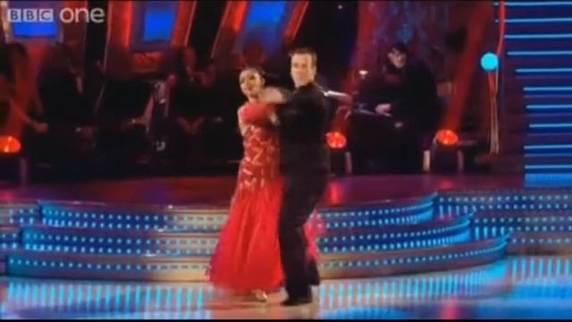 Laila Rouass & Anton Du Beke Tango смотреть онлайн
