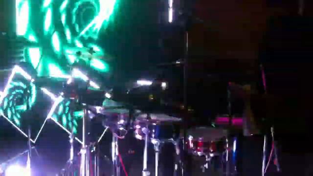 Sunny Drummer and Percussionist live with DJ смотреть онлайн