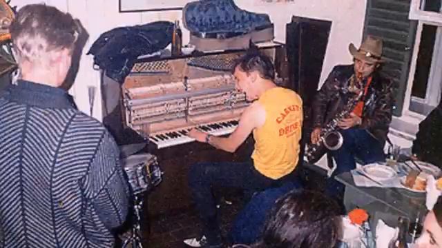 CRAZY MEN CRAZY - CRAZY MEN BOOGIE смотреть онлайн