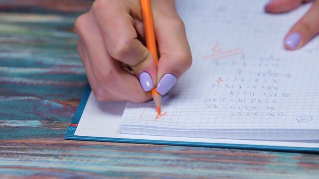 The BEST Back to School Hacks Every Student Needs to Know - Red Balloon Media смотреть онлайн