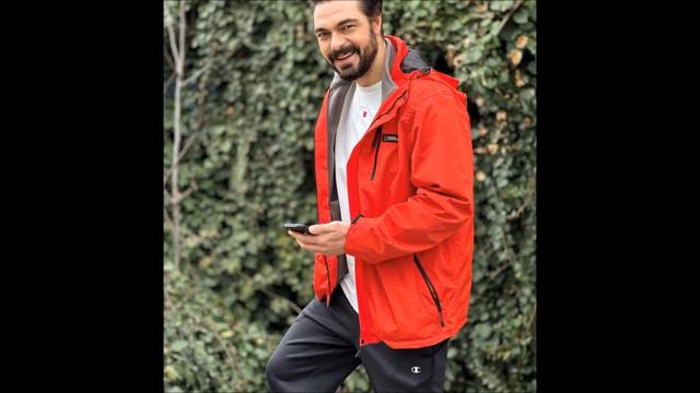 O que Sila pensa sobre a notícia do casamento de Halil İbrahim publicada nos jornais? смотреть онлайн