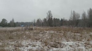 Установки старой деревянной опоры 0,4 кВ под оптику вручную.
