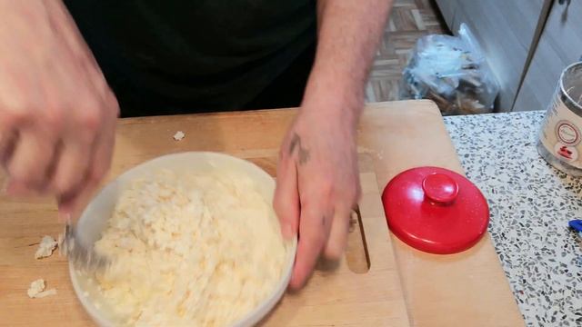 ВАРЕНИКИ С ТВОРОГОМ ?ОПЯТЬ НЯМ НЯМ? смотреть онлайн