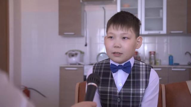 "Ищу семью". Миша, 13 лет смотреть онлайн