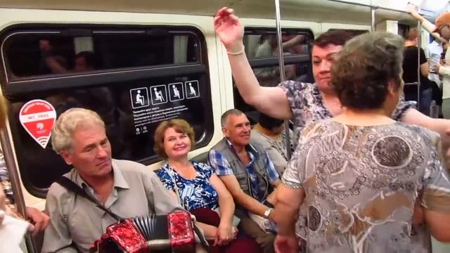 "Измайловский пятачок" в вагоне метро 11.08.18 г смотреть онлайн