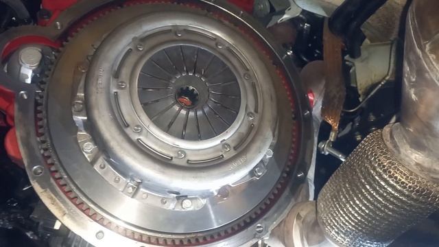 Особенности замены/снятия сцепления и колокола Соболь Cummins 2.8 смотреть онлайн