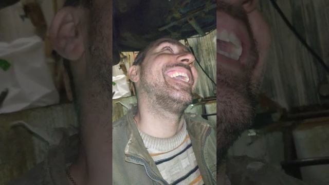 Ищем живой метал, в старой трёшке БМВ !!! смотреть онлайн