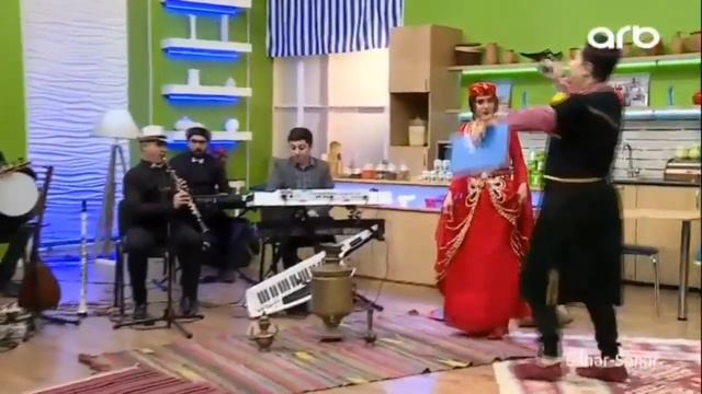Coşqun Raufoğlu sintezator ( daraq ) ifaçısı,"Heç küsməyin yeridir" tel: +99455 363 69 02 смотреть онлайн