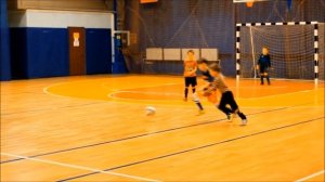 мальчик играет в футбол 6 лет талантливый футболист